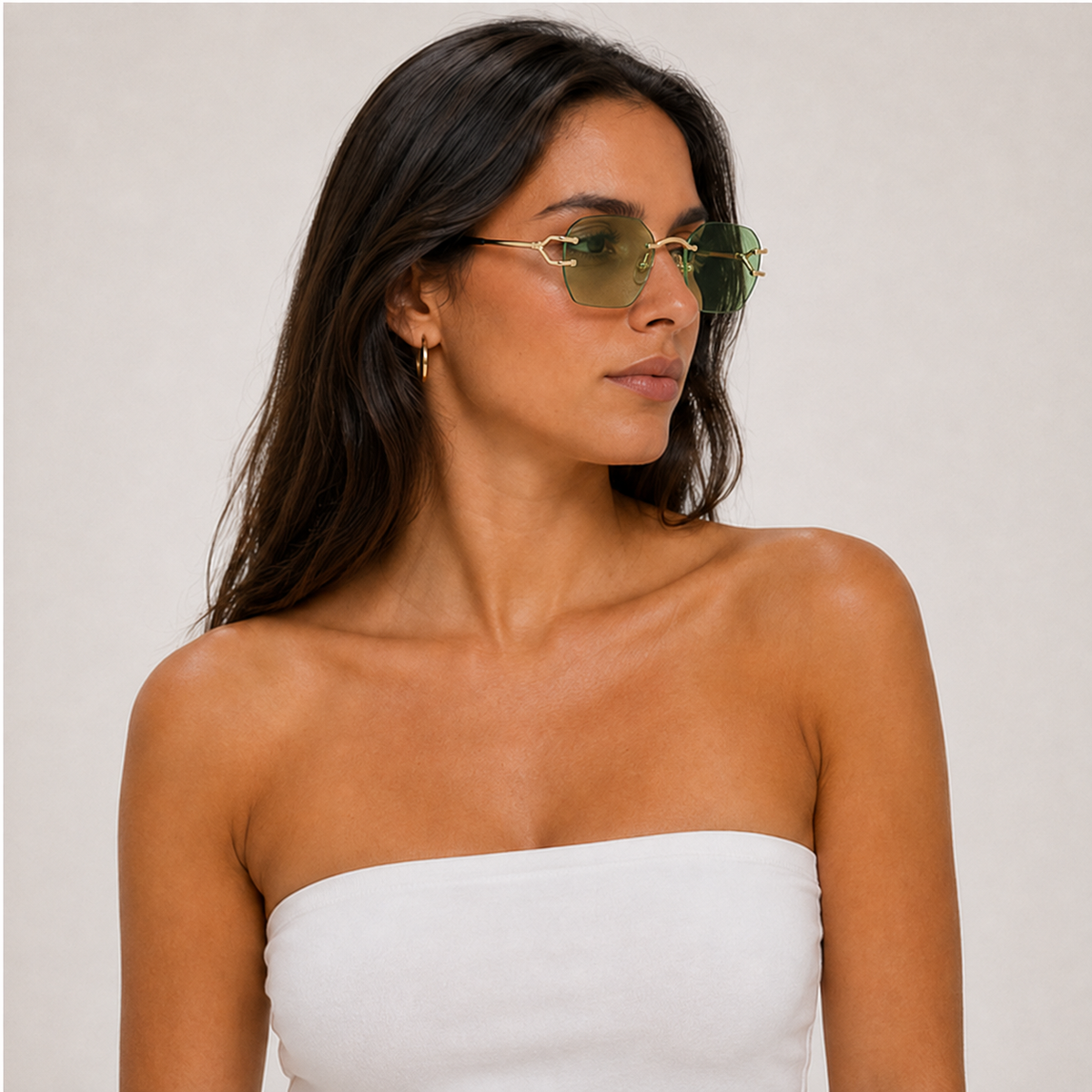 Aurora - modelo femenino en angulo