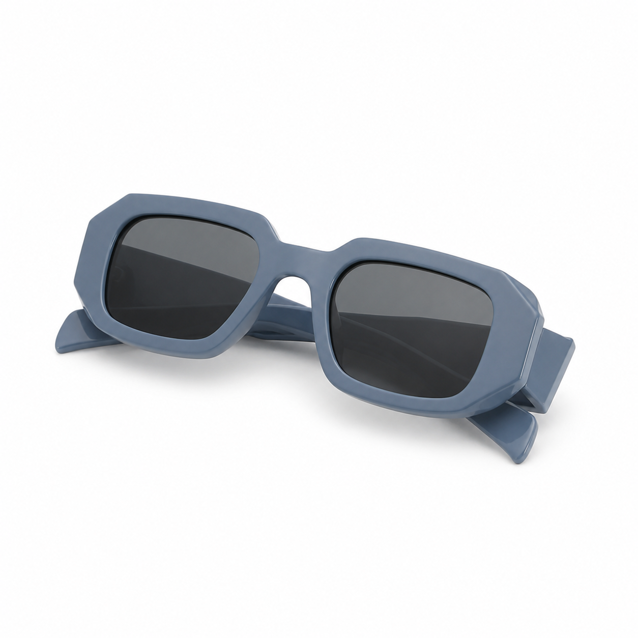 Budapest Azul con lentes oscuros - lente doblado en angulo