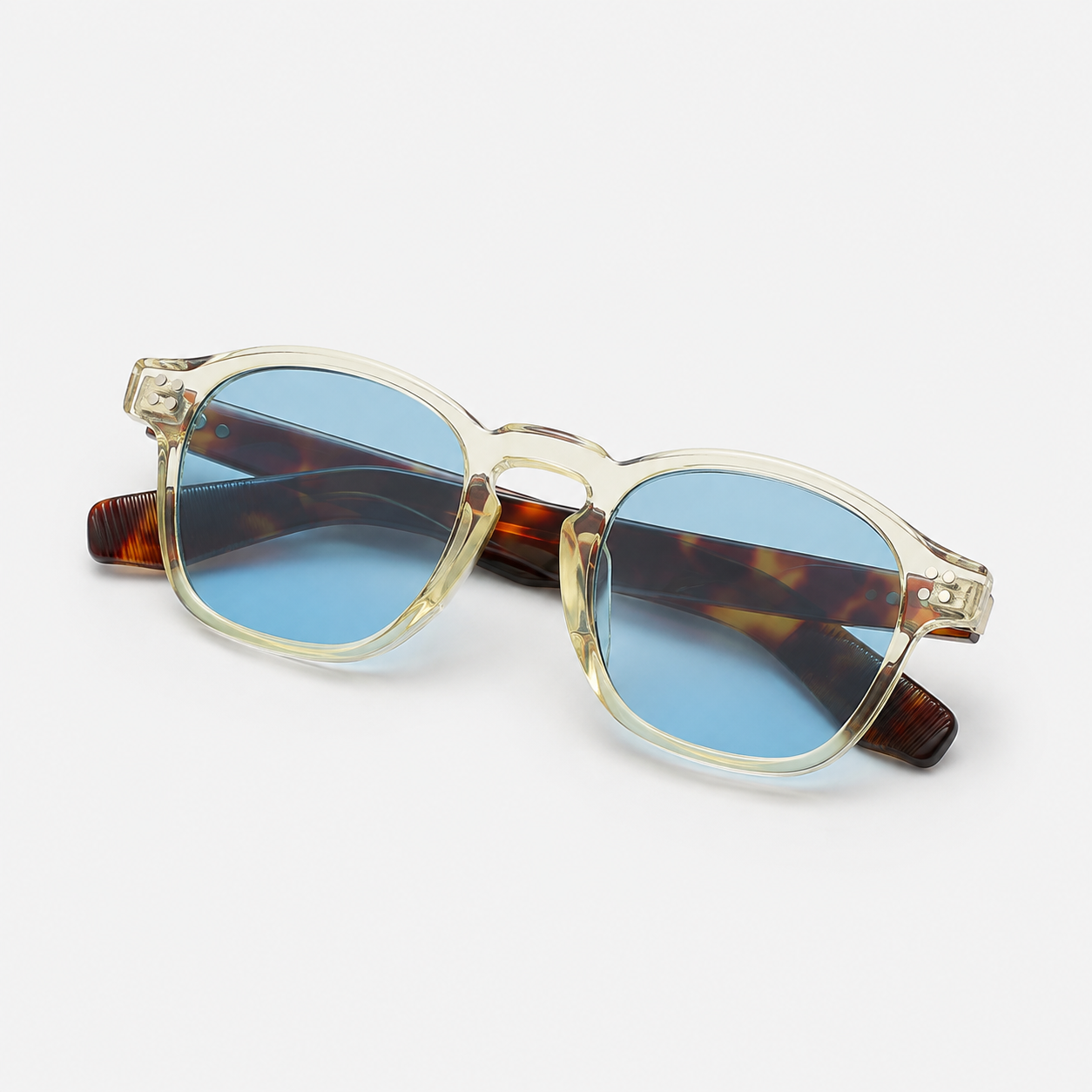 Embe Leopardo Champagne Azul - lente doblado en angulo