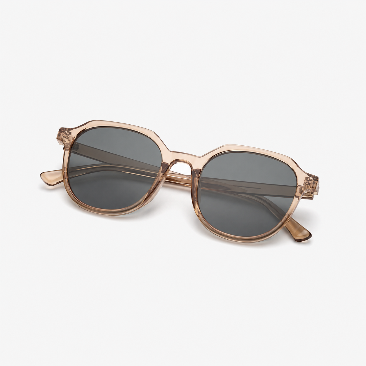 Enela Marron Transparente - lente doblado en angulo