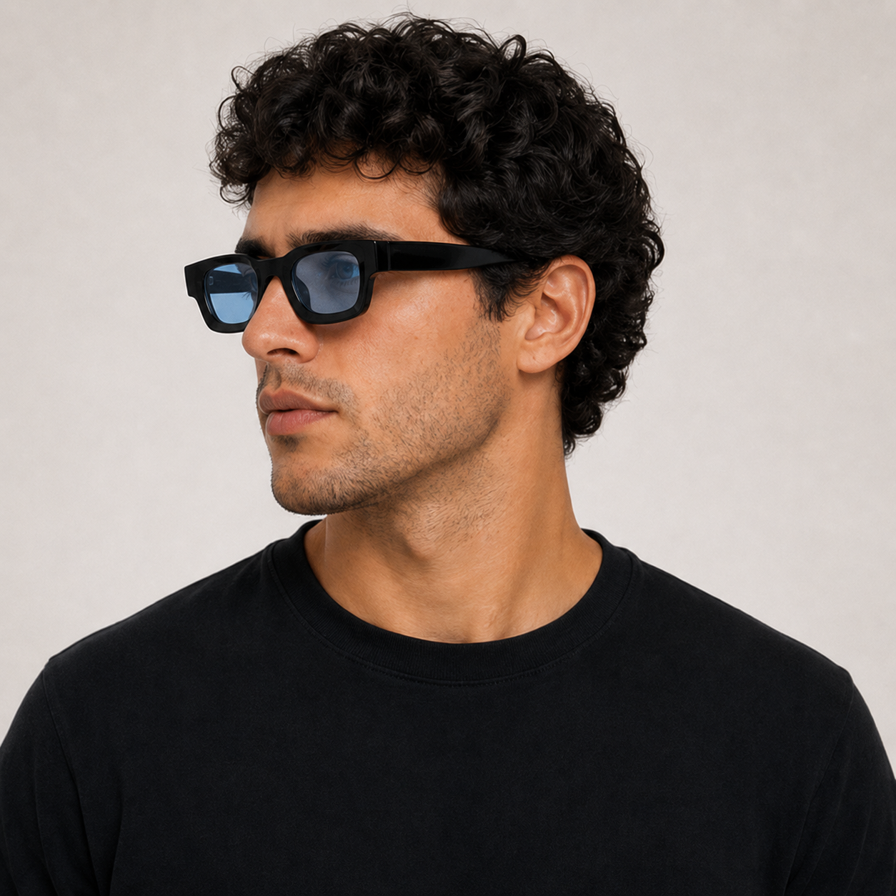 Paris - modelo masculino en angulo