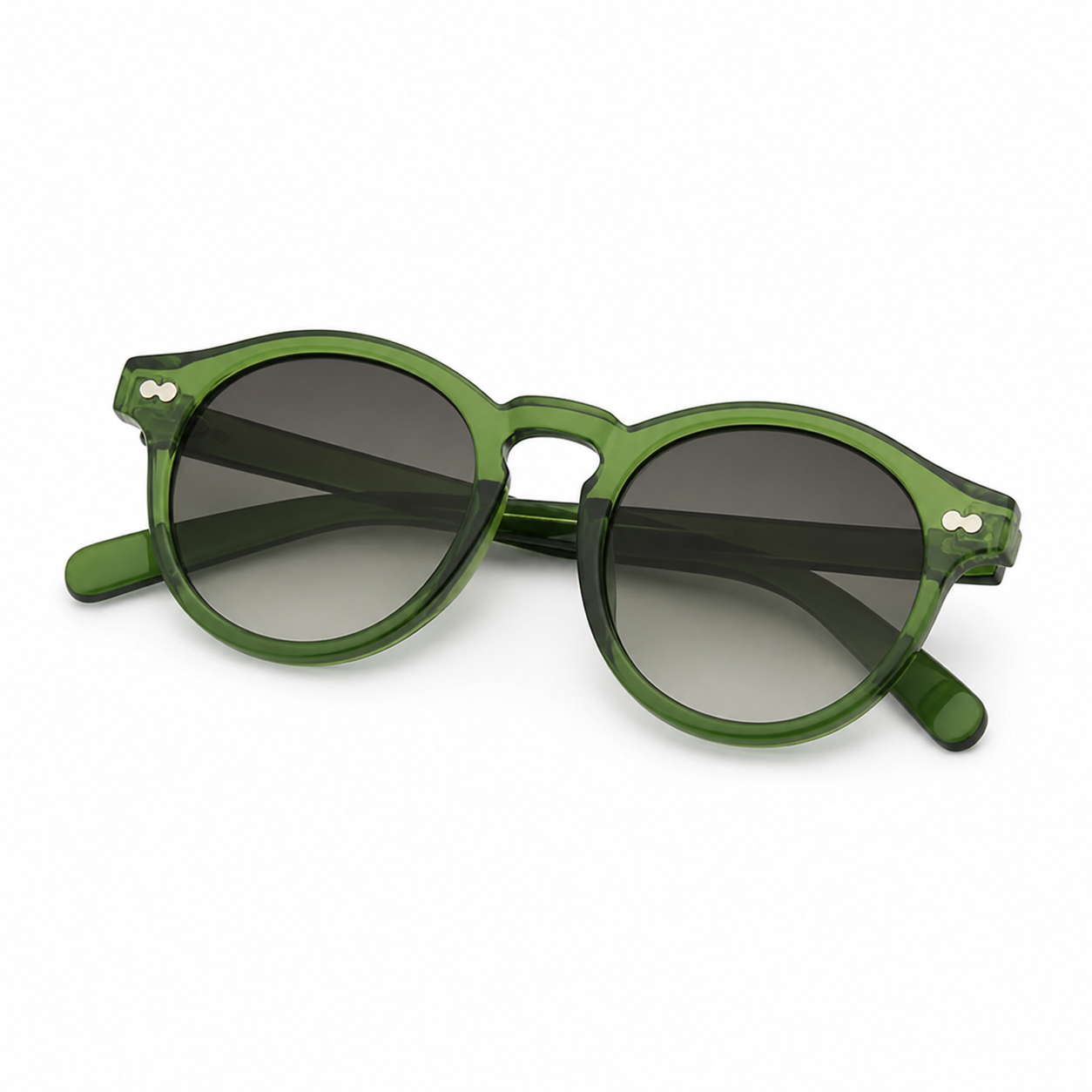 Saint-Tropez Verde con lentes oscuras - lente doblado en angulo