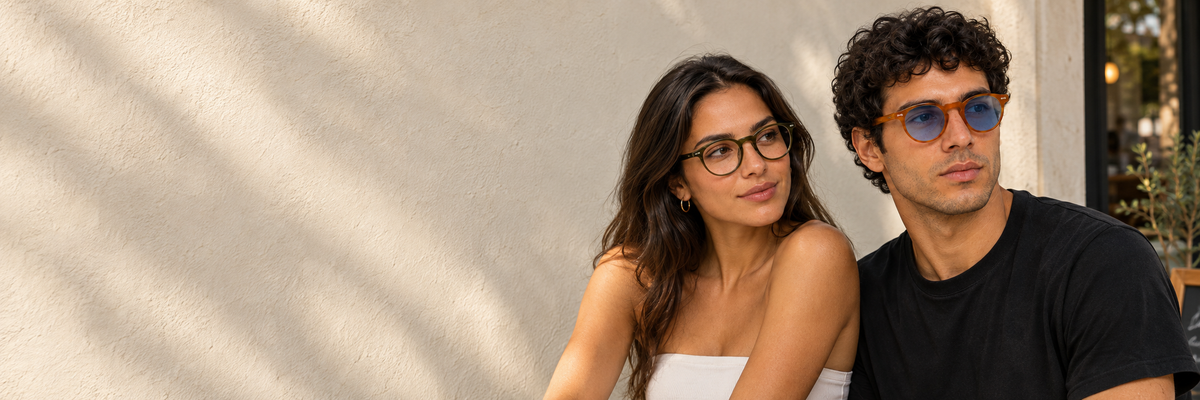 Modelos BLENS con lentes Pucón y Monaco en luz natural.