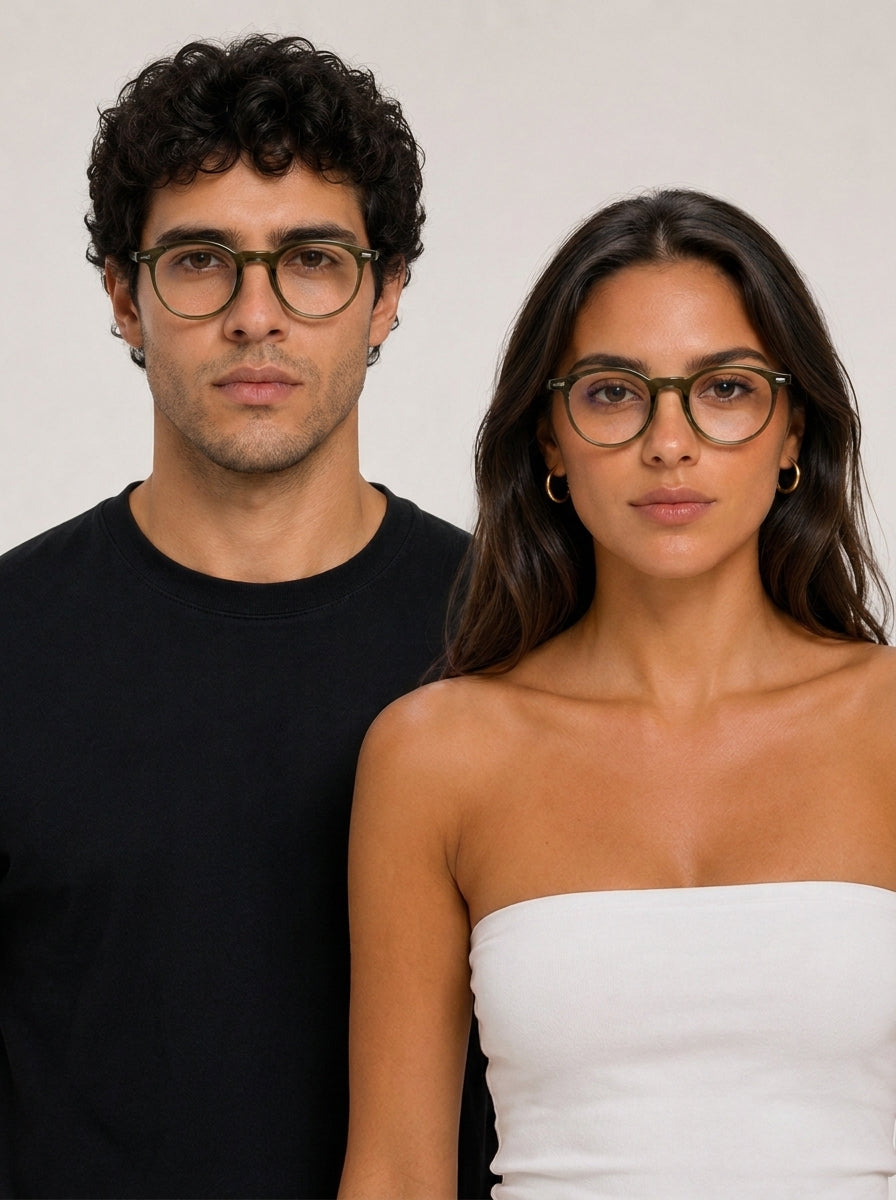 Pucon - pareja de modelos con lentes para luz azul